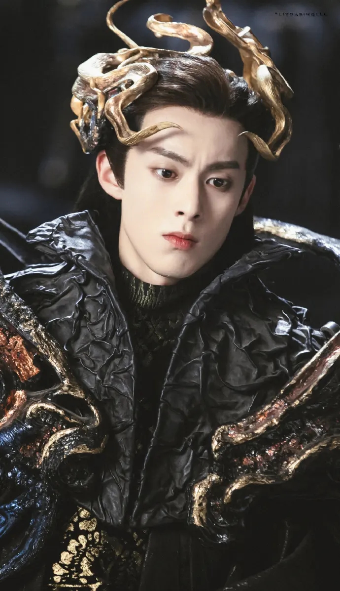 王鹤棣东方青苍图片高清壁纸下载 王鹤棣东方青苍电脑壁纸高清图片大全竖屏无水印下载v1 0 软游教程网